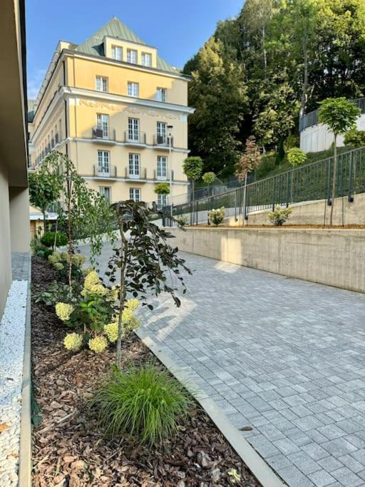 Art & Sunski Studio Z Garazem Podziemnym Krynica-Zdrój Zewnętrze zdjęcie